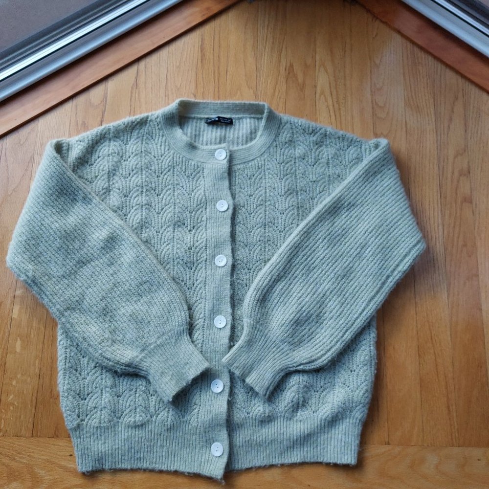 Shein Green Sweater Size M